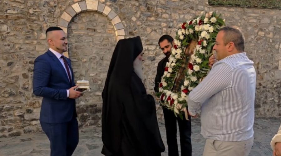 (ВИДЕО) Честица од моштите на Свети Климент Папа Римски донесена во Бигорски манастир